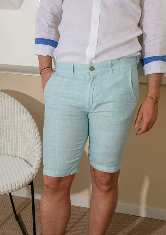 Cassis Light Blue linen Bermuda shorts